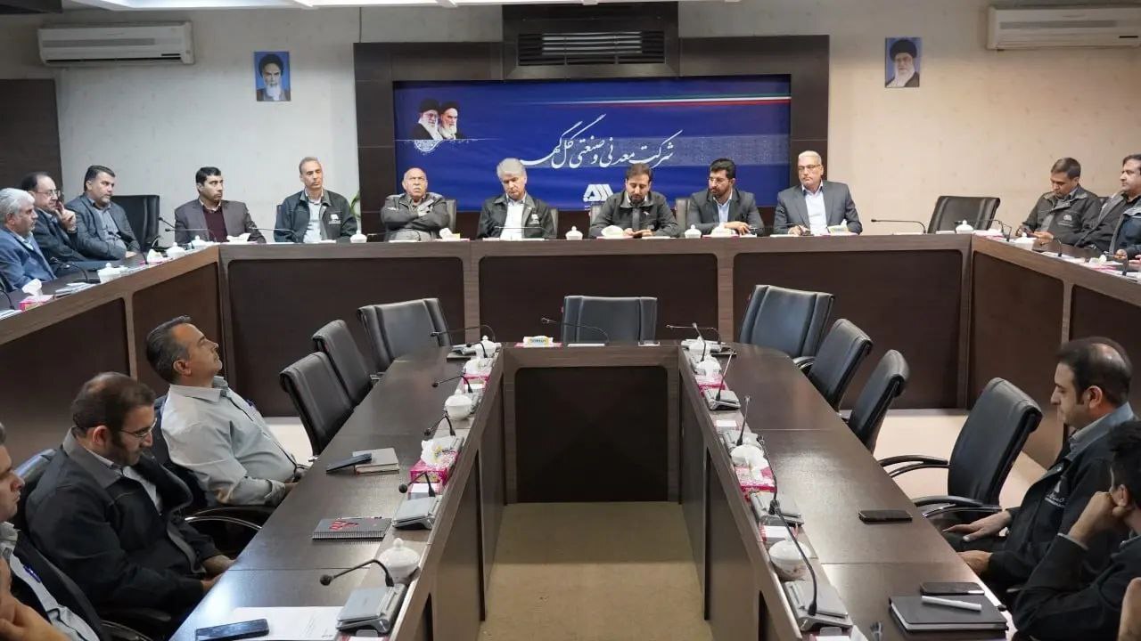 حضور نماینده منتخب سیرجان و بردسیر در مجلس در گلگهر حضور نماینده منتخب سیرجان و بردسیر در مجلس در گلگهر