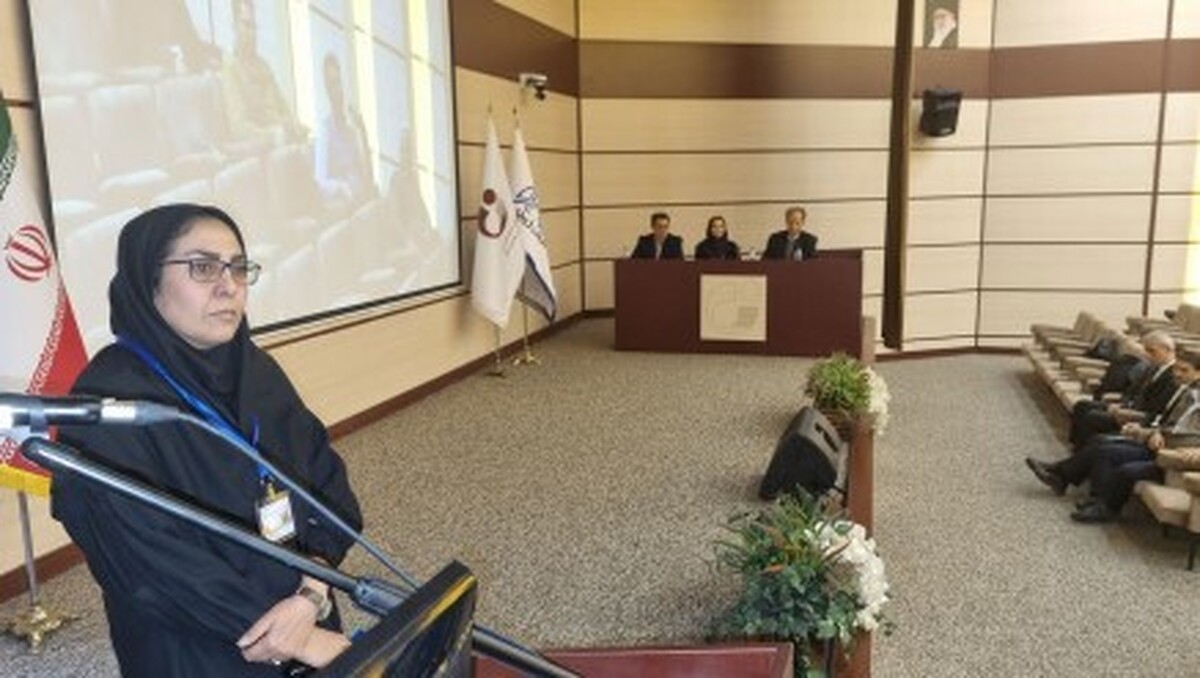 سازمان زمین‌شناسی و اکتشافات‌ معدنی ایران یکی از نخستین سازمان‌های فعال پس از فراخوان یونسکو در زمینه ژئوپارک است