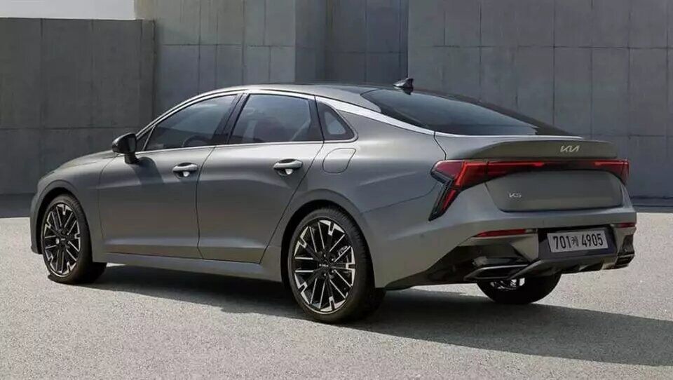 کیا اپتیماهای جدید (K۵) روانه خیابان شدند کیا اپتیماهای جدید (K۵) روانه خیابان شدند