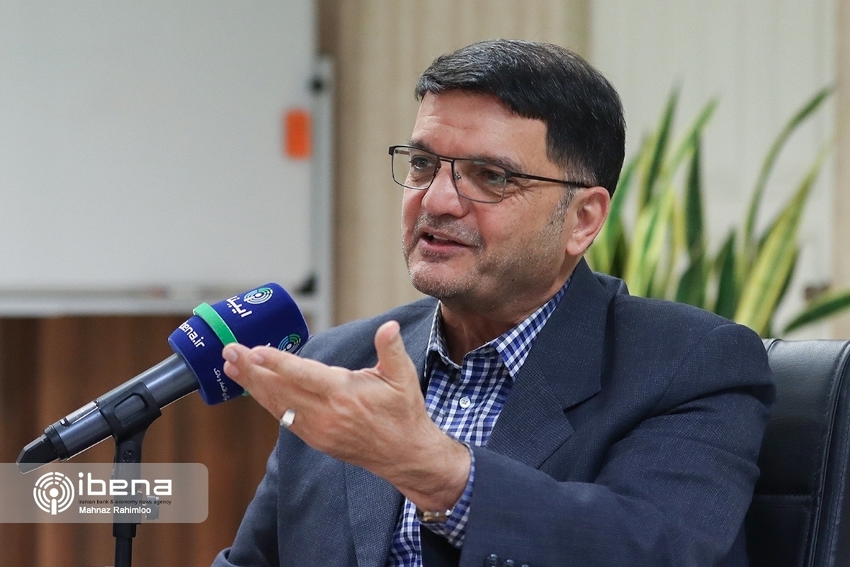 ساماندهی بازار ارز باید کاملا در اختیار بانک مرکزی باشد/ کاهش قابل توجه تورم با اجرای «سیاست تثبیت»
