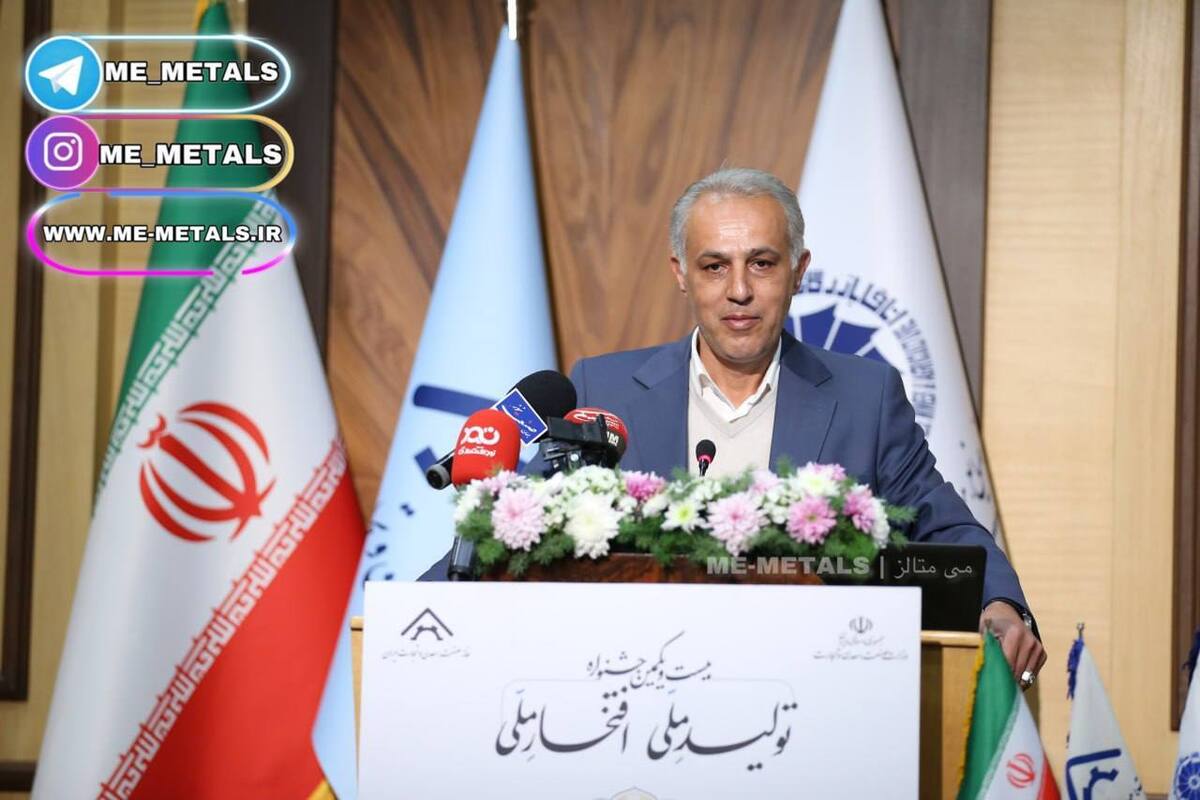 برخی نمایندگان صندلی مجلس را اشغال کرده‌اند