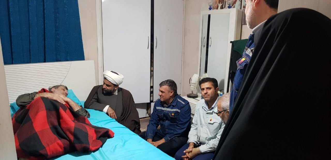 دیدار با ناصر سیلاوی جانباز دفاع مقدس به مناسبت روز کارگر دیدار با ناصر سیلاوی جانباز دفاع مقدس به مناسبت روز کارگر