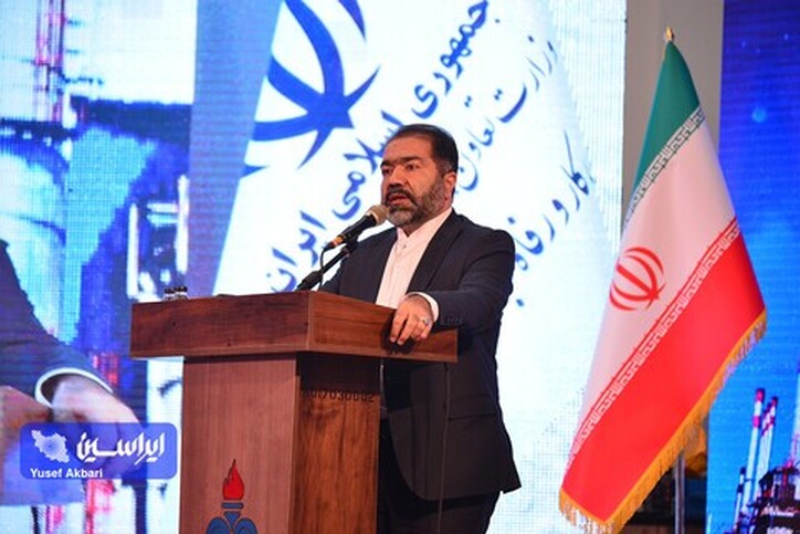 دستاورد‌های بزرگ کشور مدیون بخش تولید است/ حمایت فولاد مبارکه و برخی شرکت‌های صنعتی دیگر در انتقال آب از دریای عمان به فلات مرکزی