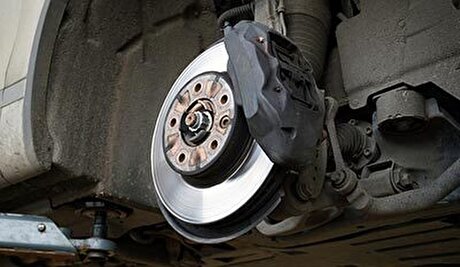 تخصیص ارز و تامین مواد اولیه وارداتی؛ دو چالش مهم تولید کنندگان لنت ترمز