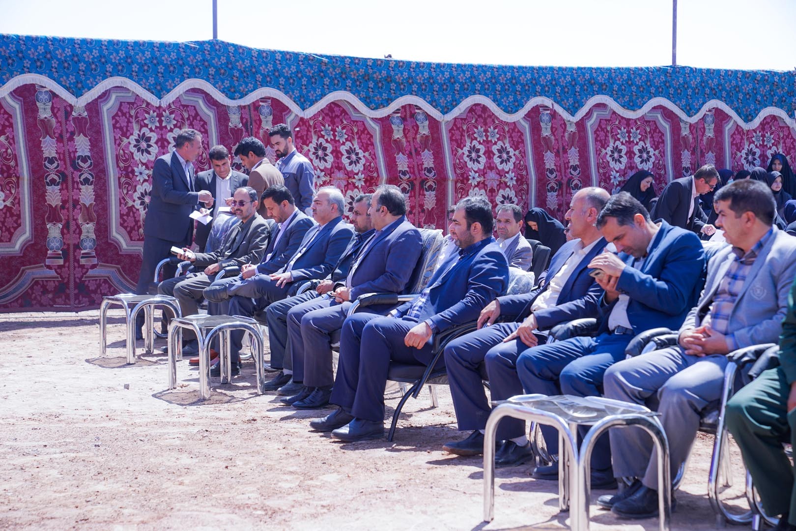 آئین کلنگ زنی مدرسه شش کلاسه سیمیدکو در روستای ابراهیمی خواف برگزار شد