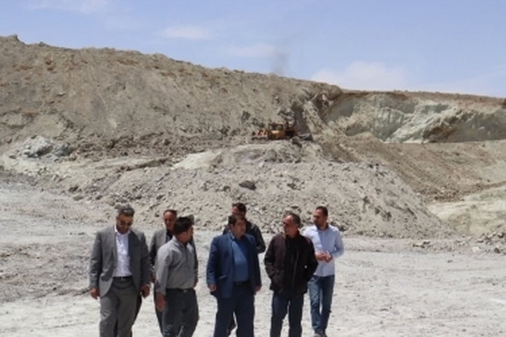 فرماندار آوج از چند معدن فعال شهرستان بازدید کرد