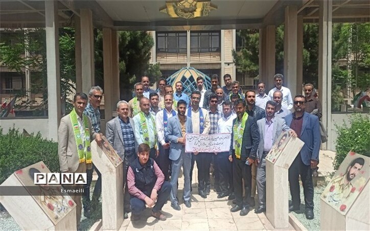 برگزاری جشن سالروز تاسیس سازمان دانش‌آموزی در مجتمع فولاد مبارکه اصفهان