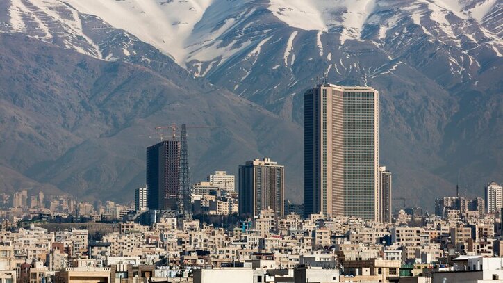 نرخ مالیات بر خانه‌های خالی ۲ تا ۱۰ درصد ارزش ملک تعیین شود