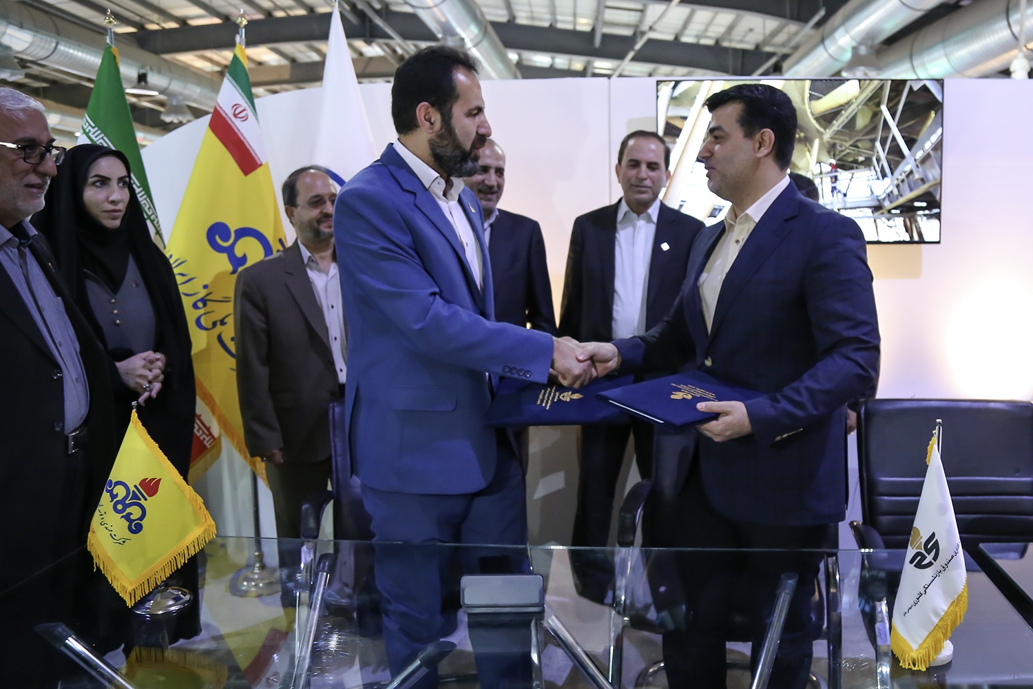 هلدینگ صباانرژی و شرکت مهندسی و توسعه گاز ایران تفاهمنامه همکاری امضا کردند هلدینگ صباانرژی و شرکت مهندسی و توسعه گاز ایران تفاهمنامه همکاری امضا کردند