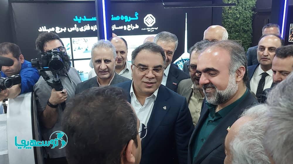 حضور پرقدرت هلدینگ سدید در نمایشگاه نفت و گاز/ سدید بازوی توانمند صنعت کشور