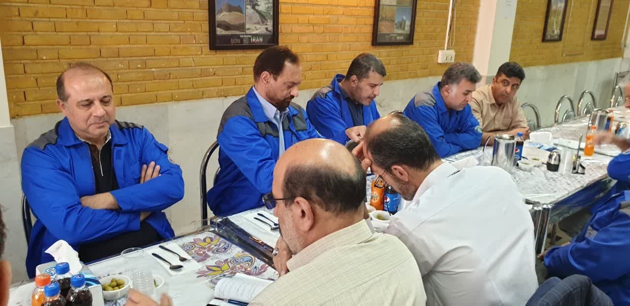 مبارزه با فساد در صنعت فولاد و خودرو هزینه سنگینی دارد/ ضرورت تولید پلتفرم مشترک با کشورهای شاخص خودروساز مبارزه با فساد در صنعت فولاد و خودرو هزینه سنگینی دارد/ ضرورت تولید پلتفرم مشترک با کشورهای شاخص خودروساز
