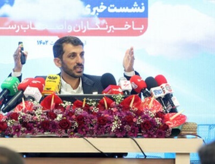 فولاد مبارکه در نحوه عرضه، تعیین خریدار و نحوه تعیین قیمت پایه هیچ نقشی ندارد