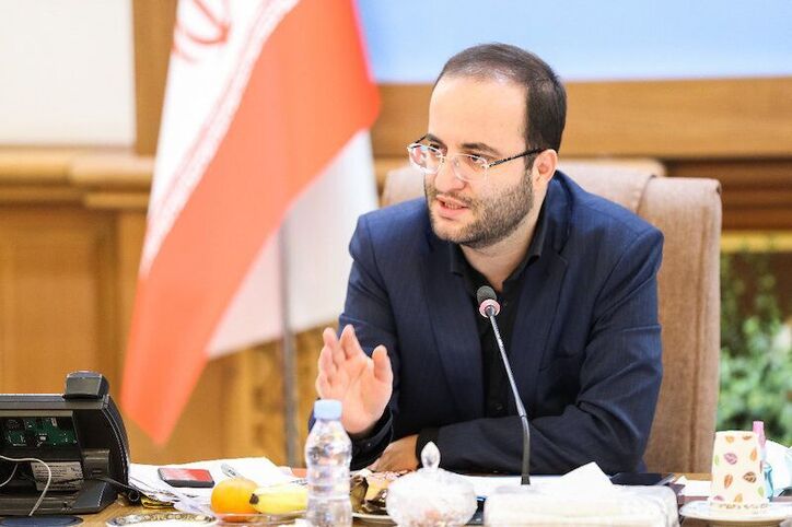 هدایت اعتبار برای مهار تورم باید در دستور کار قرار گیرد/ رشد اقتصاد بدون برنامه محقق نمی‌شود