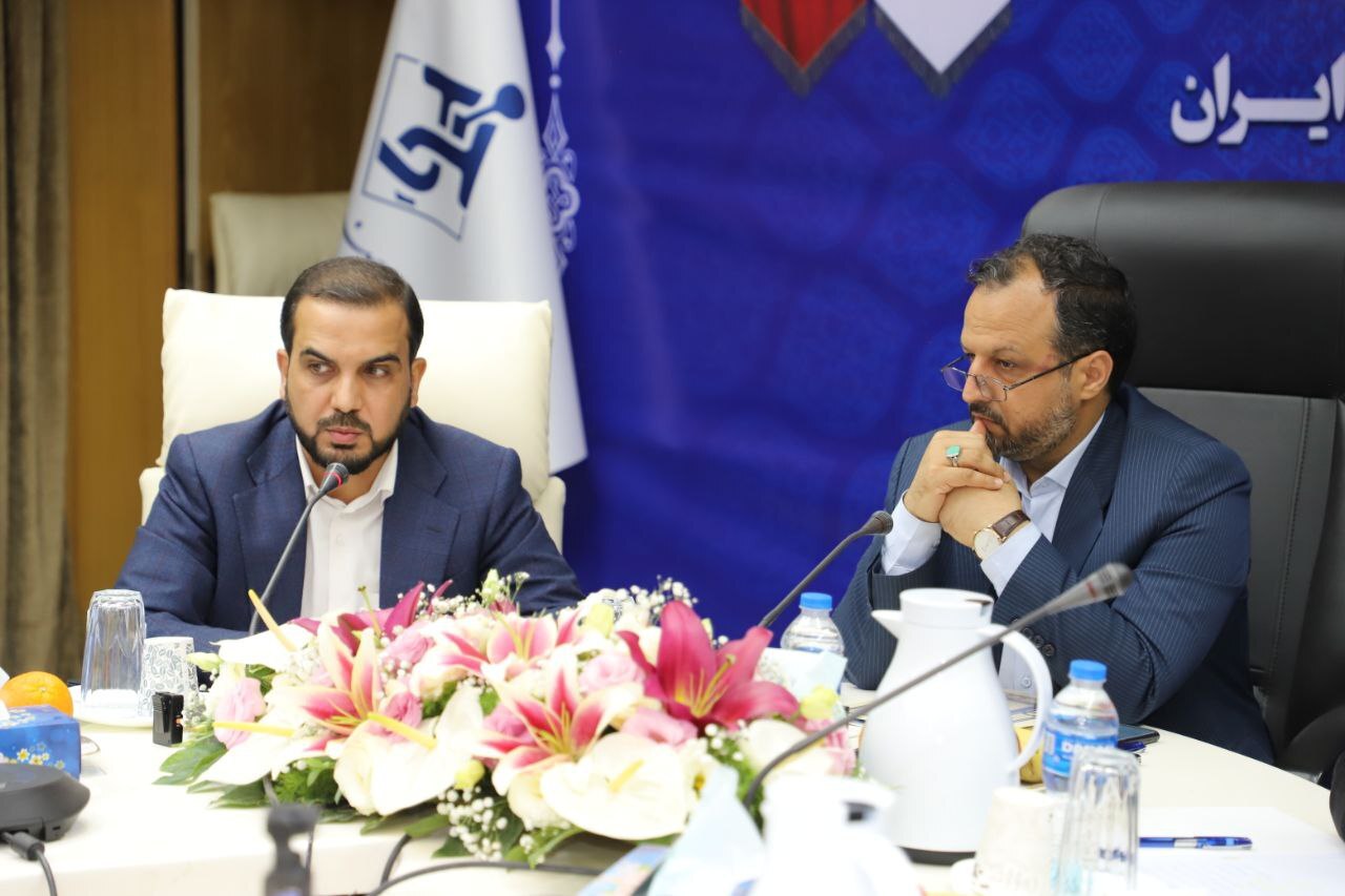 بازدید دکتر خاندوزی وزیر امور اقتصادی و دارایی از گروه ملی صنعتی فولاد ایران بازدید دکتر خاندوزی وزیر امور اقتصادی و دارایی از گروه ملی صنعتی فولاد ایران