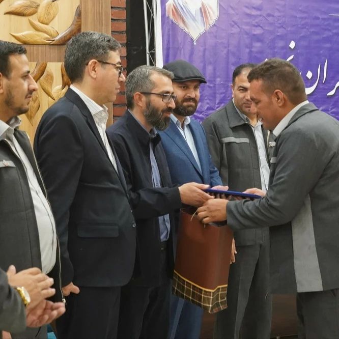 از کارگران نمونه جهان فولاد تقدیر شد