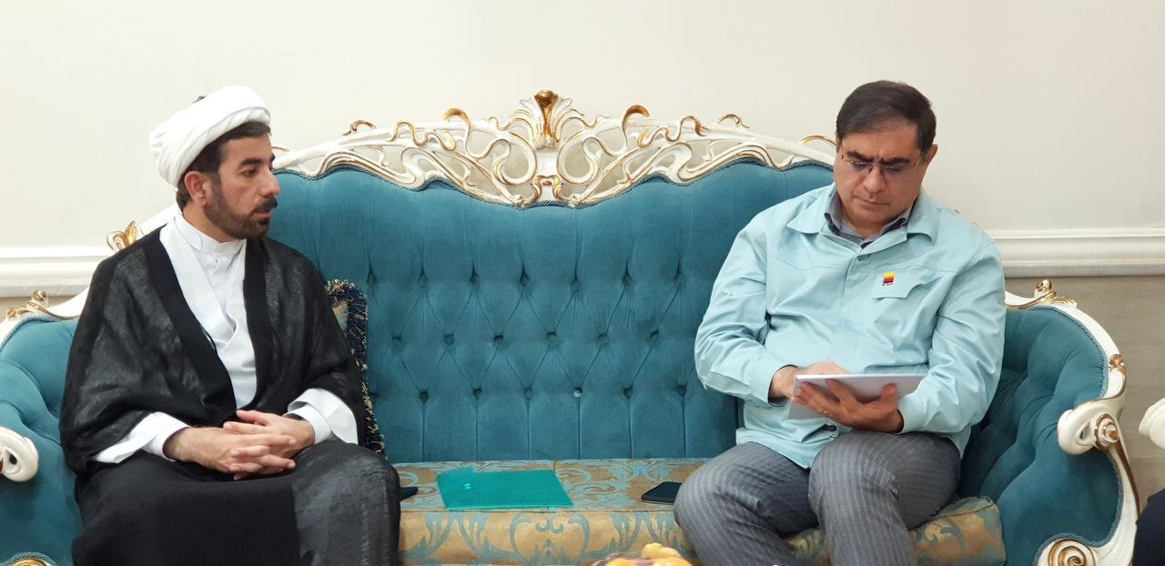 دیدار مدیران کل بنیاد شهید و امور ایثارگران، فرهنگ و ارشاد اسلامی استان خوزستان و معاون فرهنگی و اجتماعی دانشگاه شهید چمران اهواز با قائم مقام مدیرعامل در امور ستادی و مسوولیتهای اجتماعی شرکت فولاد خوزستان دیدار مدیران کل بنیاد شهید و امور ایثارگران، فرهنگ و ارشاد اسلامی استان خوزستان و معاون فرهنگی و اجتماعی دانشگاه شهید چمران اهواز با قائم مقام مدیرعامل در امور ستادی و مسوولیتهای اجتماعی شرکت فولاد خوزستان