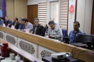 با برنامه و رفع موانع در موضوع بهره برداری از معادن میتوانیم در تحقق شعار امسال در خصوص رشد تولید گامهای مهم و موثری برداریم با برنامه و رفع موانع در موضوع بهره برداری از معادن میتوانیم در تحقق شعار امسال در خصوص رشد تولید گامهای مهم و موثری برداریم