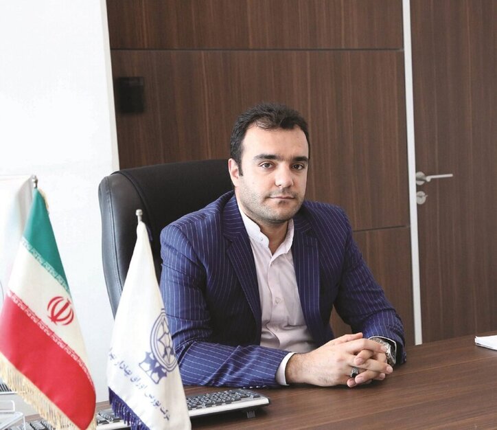 فعلا خبری از لغو پذیرش ایران خودرو و سایپا در بورس نیست
