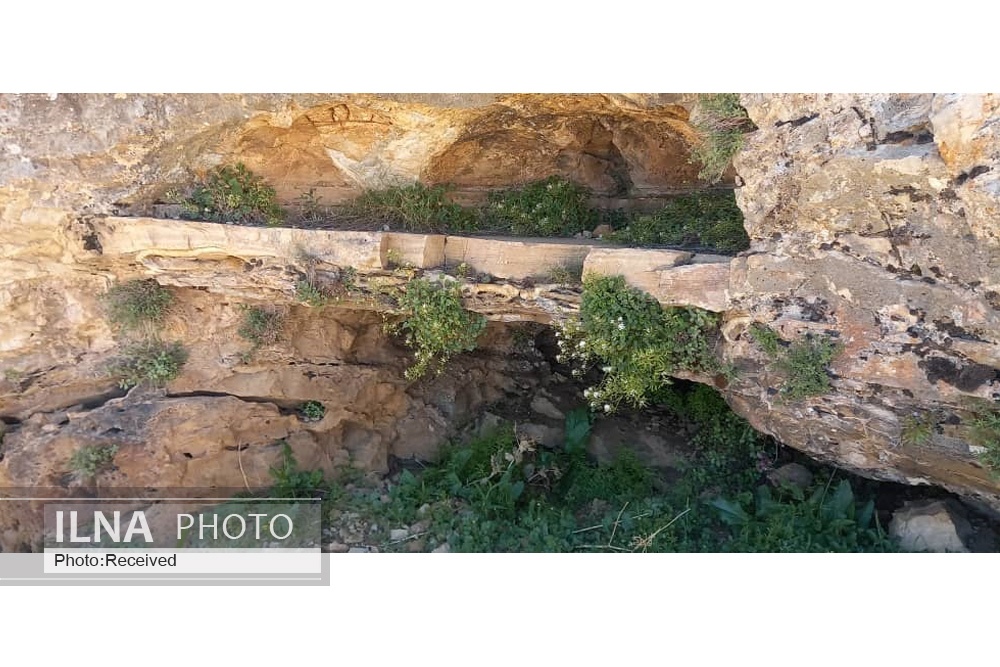 تعرض معدنکاران به حریم غارعلی خورنده و گاوخور بازمانده از دوره میتراییسم تعرض معدنکاران به حریم غارعلی خورنده و گاوخور بازمانده از دوره میتراییسم