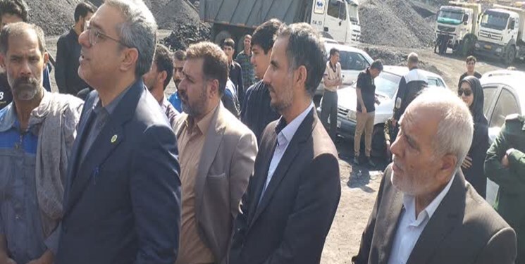 خلأ بیمهای و عدم عدالت در پرداخت حقوق، مهمترین مشکلات کارگران معادن زغال سنگ کوهبنان خلأ بیمهای و عدم عدالت در پرداخت حقوق، مهمترین مشکلات کارگران معادن زغال سنگ کوهبنان