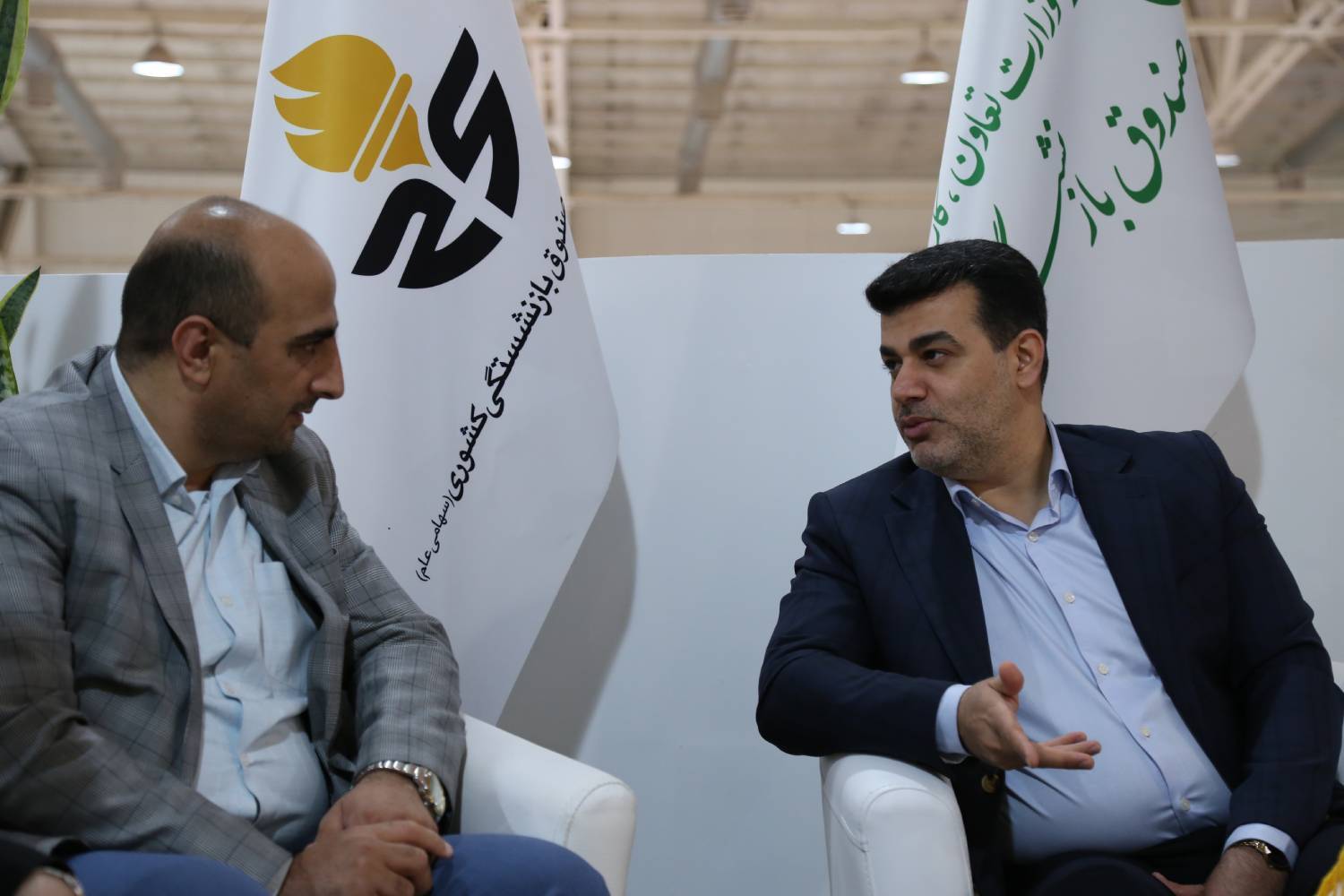 معاون وزیر صمت از غرفه صباانرژی در نمایشگاه صنعت مالی بازدید کرد