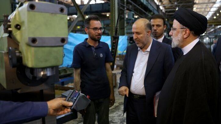 رئیس جمهور از شرکت ماشین‌سازی تبریز بازدید کرد