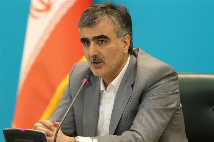 نوسان نرخ ارز عامل اصلی بی‌ثباتی اقتصادی