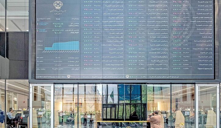 شارژ بورس تهران با اهرم سیاسی؟