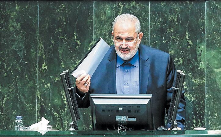 مشق «صمت» در دوره علی‌آبادی/ ماموریت‌های سکاندار جدید وزارت صمت/ سهم خودرو در برنامه‌های وزیر