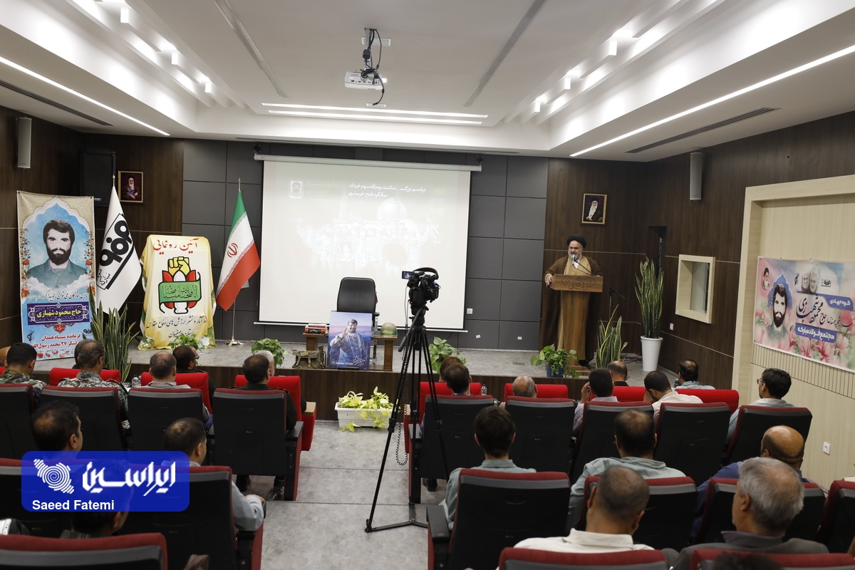 امروز مکتب جمهوری اسلامی ایران مورد تهاجم دشمن است/ فولاد مبارکه یکی از عناصر قدرت نظام محسوب میشود امروز مکتب جمهوری اسلامی ایران مورد تهاجم دشمن است/ فولاد مبارکه یکی از عناصر قدرت نظام محسوب میشود
