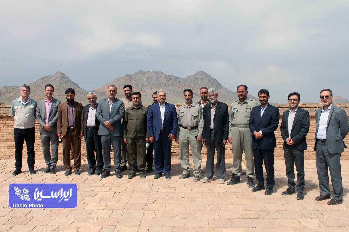 جهتگیری محیط زیستی فولادمبارکه در دوره مدیریت فعلی این شرکت ستودنی است/ امیدواریم صنایع به بزرگترین حامی محیط زیست در کشور تبدیل شوند جهتگیری محیط زیستی فولادمبارکه در دوره مدیریت فعلی این شرکت ستودنی است/ امیدواریم صنایع به بزرگترین حامی محیط زیست در کشور تبدیل شوند
