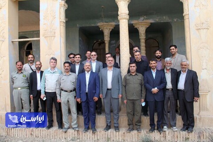 همه صنایع در کنار همه مردم برای احیای محیط زیست/ هدف فولاد مبارکه تبدیل شدن به الگوی زیست محیطی کشور و رسیدن به صنعت سبز است