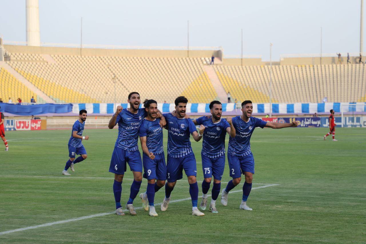 صعود مقتدرانه تیم فوتبال استقلال خوزستان به لیگ برتر