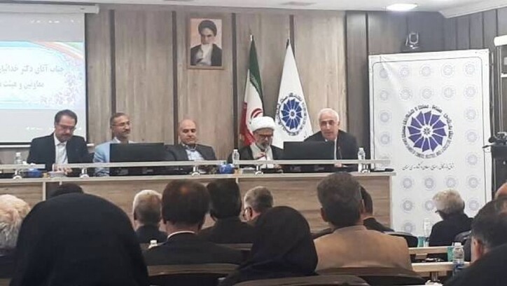 در برنامه هفتم توسعه، سهم بخش خصوصی در اقتصاد کشور باید تعیین شود