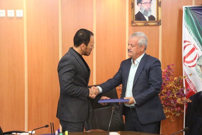 یک زرندی سرپرست شرکت زغال سنگ کرمان شد یک زرندی سرپرست شرکت زغال سنگ کرمان شد
