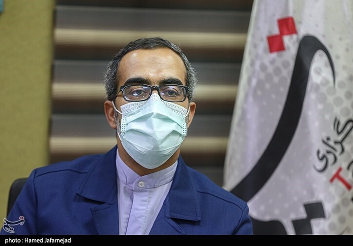 هشدار دستکاری نرخ ارز قیمت پایه محصولات در بورس/ ایزدخواه: سیاست‌های ارزی دولت نباید شناور باشد
