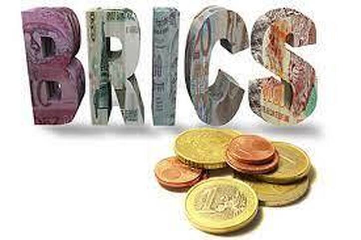 کدام بخش‌های مالی ایالات متحده در برابر ارز جدید بریکس آسیب پذیر هستند؟