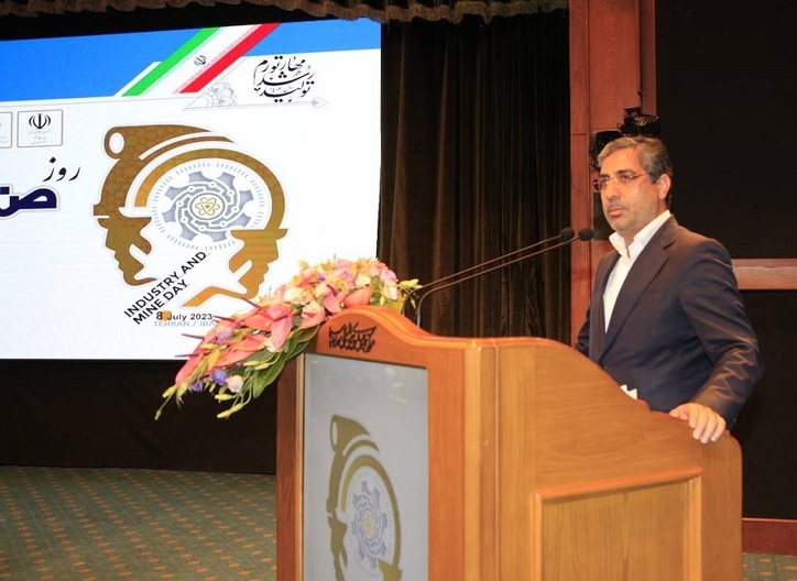 ضرورت توسعه زیست‌بوم تولید مطابق با استاندارد‌های روز دنیا/ ایجاد شهرک‌های تخصصی صنعتی، الگوی جهانی برای تکمیل زنجیره‌های ارزش