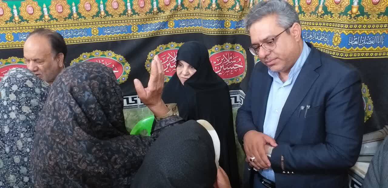 اولین فرصت در جمع کارگران زرند و کوهبنان حاضر میشود اولین فرصت در جمع کارگران زرند و کوهبنان حاضر میشود