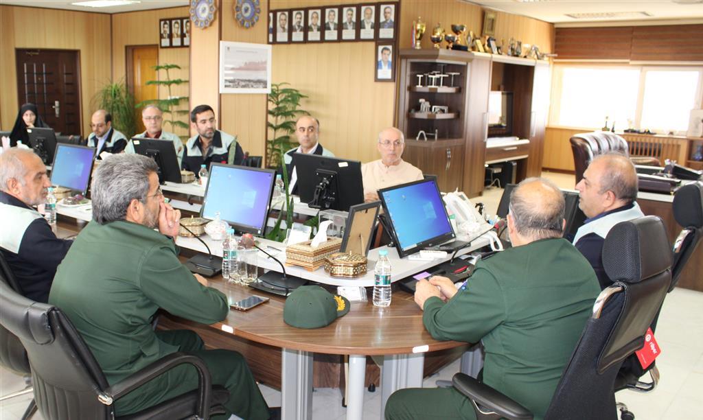 دیدار فرمانده سپاه صاحب الزمان (عج) با مدیرعامل ذوب آهن اصفهان دیدار فرمانده سپاه صاحب الزمان (عج) با مدیرعامل ذوب آهن اصفهان