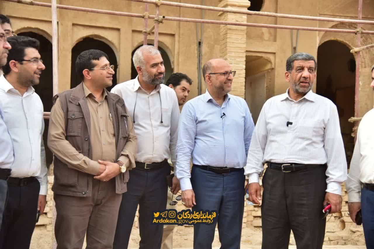 بازدید وزیر میراث فرهنگی، گردشگری و صنایع دستی از مجموعه تاریخی پردیسان اردکان بازدید وزیر میراث فرهنگی، گردشگری و صنایع دستی از مجموعه تاریخی پردیسان اردکان
