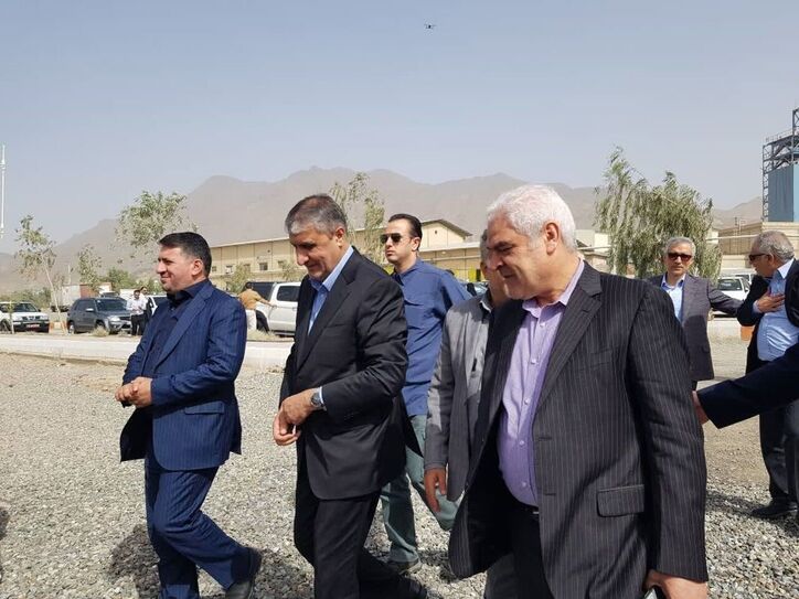 آغاز عملیات پروژه آنومالی ۱۱ مجتمع معدنی و صنعتی اردکان با حضور رییس سازمان انرژی اتمی