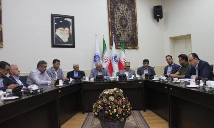 بررسی مشکلات مالیاتی شرکت‌های حمل و نقل بین المللی و کارگزاران گمرکی آذربایجان شرقی