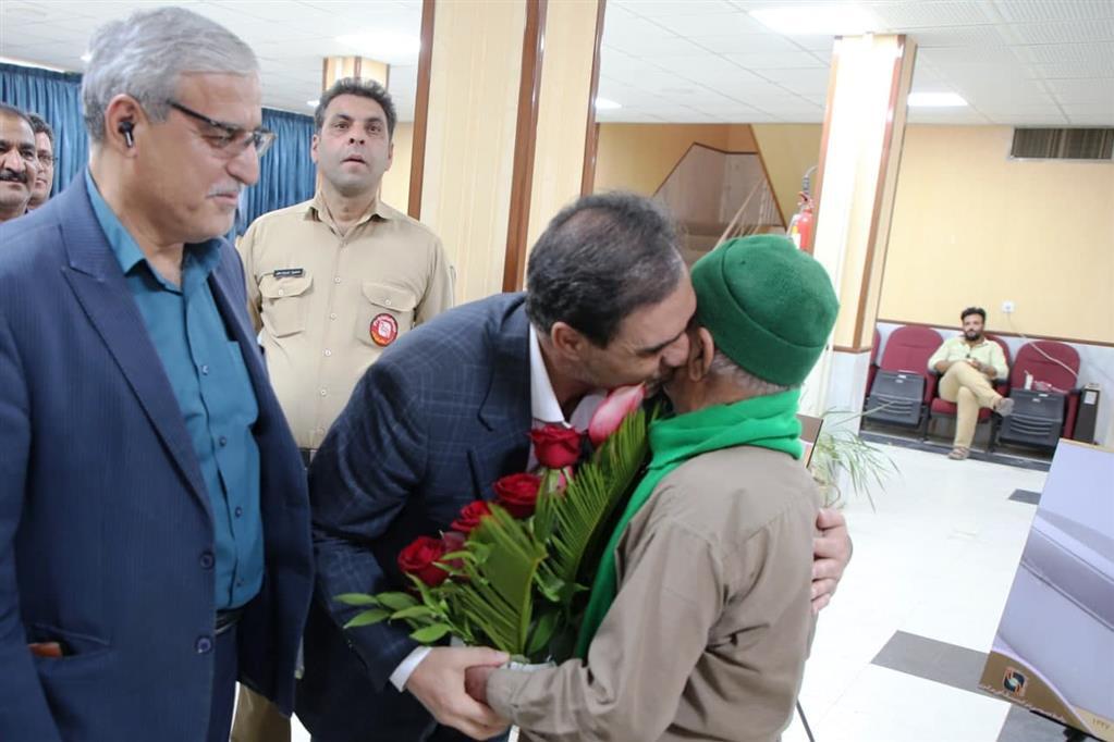پرداخت وام ۳۰ میلیون تومانی به بازنشستگان از همین هفته/ قدردانی از تیم مدیریتی شرکت سنگ آهن پرداخت وام ۳۰ میلیون تومانی به بازنشستگان از همین هفته/ قدردانی از تیم مدیریتی شرکت سنگ آهن