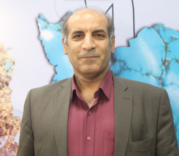 اخذ عوارض نیم تا ۲۰ درصدی از صادرکنندگان مواد خام و نیمه خام معدنی در سال ۱۴۰۲