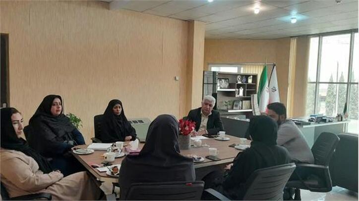انجمن‌های ادبی شهرستان سیرجان حمایت می‌شوند