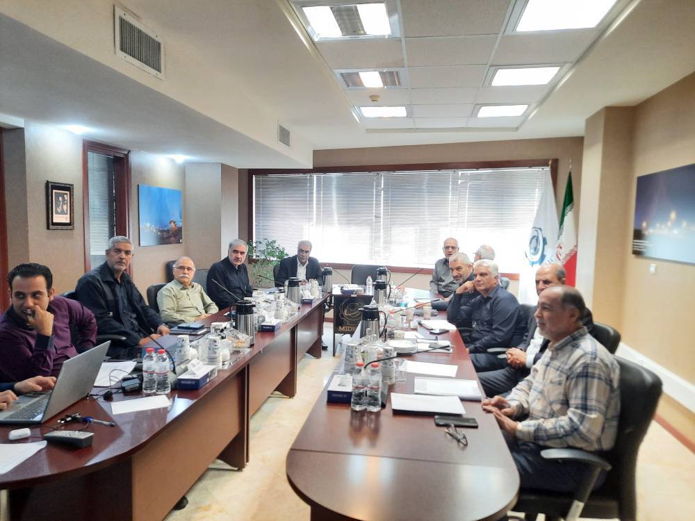 با حضور دکتر پورمند دویست و نهمین جلسه تولید هلدینگ میدکو برگزار شد با حضور دکتر پورمند دویست و نهمین جلسه تولید هلدینگ میدکو برگزار شد