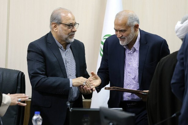 در کمیسیون زیربنایی مجمع تشخیص مصلحت نظام با حضور رئیس سازمان زمینشناسی کشور مصوب شد: تبدیل ذخایر معدنی کشور به سرمایه ملی پایدار با برداشت صیانتی از معادن در کمیسیون زیربنایی مجمع تشخیص مصلحت نظام با حضور رئیس سازمان زمینشناسی کشور مصوب شد: تبدیل ذخایر معدنی کشور به سرمایه ملی پایدار با برداشت صیانتی از معادن