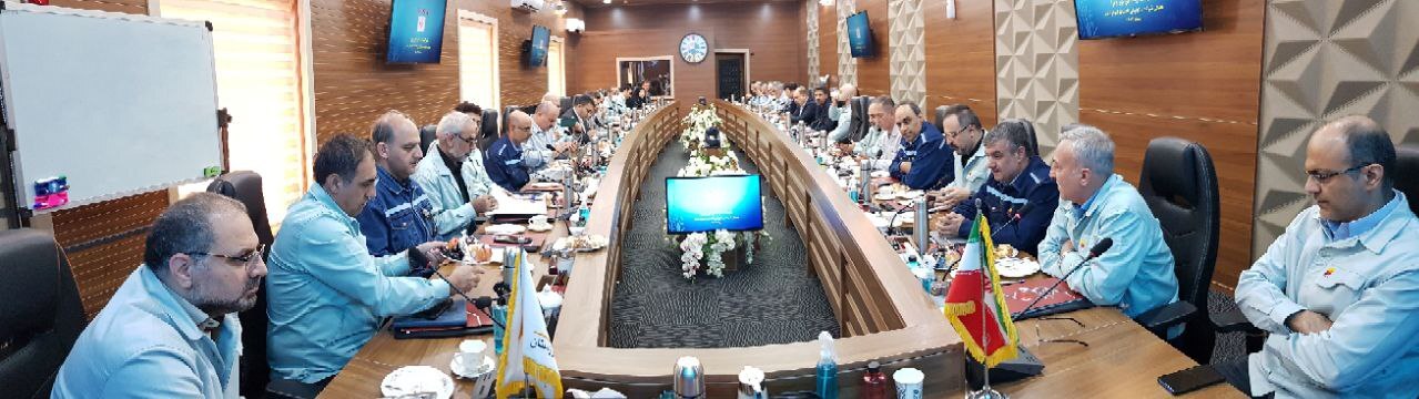 دومین جلسه شورای سیاست گذاری شرکتهای تابعه گروه توسعه فراگیر فولاد خوزستان در سال ۱۴۰۲ دومین جلسه شورای سیاست گذاری شرکتهای تابعه گروه توسعه فراگیر فولاد خوزستان در سال ۱۴۰۲