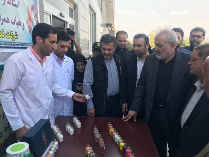 بازدید وزیر صمت از ۴ مجموعه تولیدی و صنعتی تویسرکان